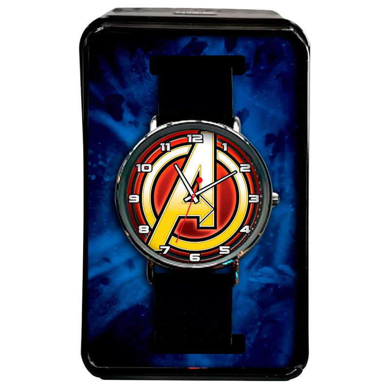 Reloj analógico Marvel Avengers con correa negra y logo en la esfera - 2
