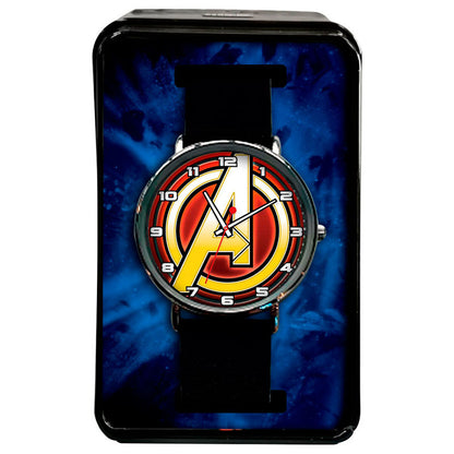 Reloj analógico Marvel Avengers con correa negra y logo en la esfera - 2