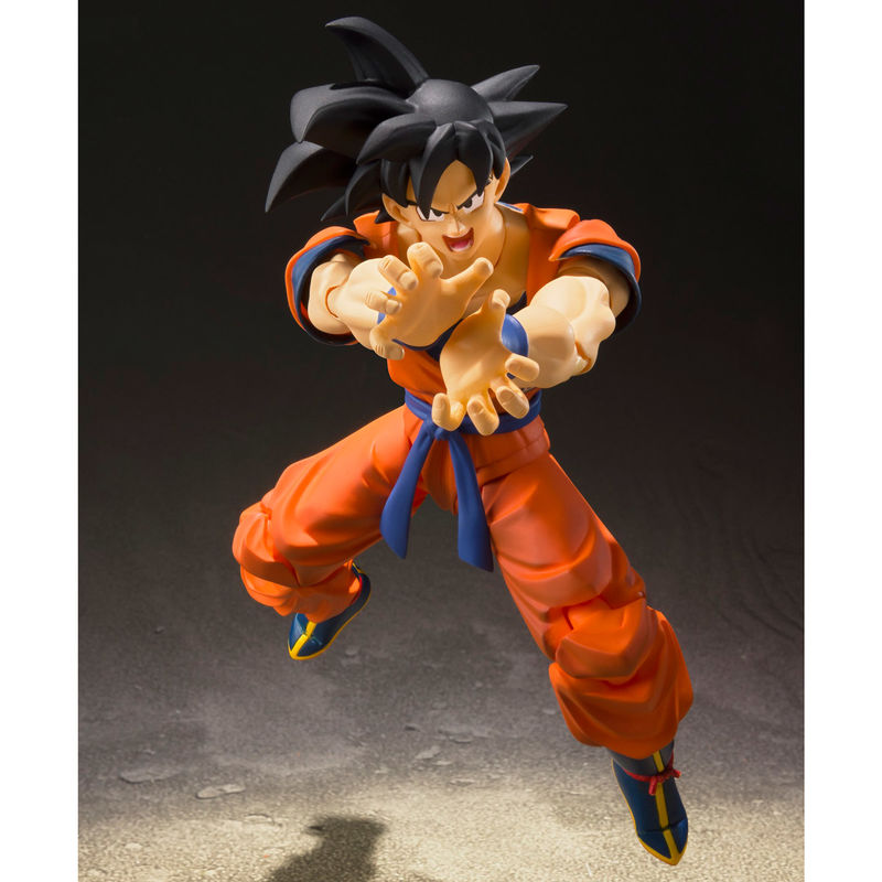 Figura S.H. Figuarts de Son Goku con uniforme naranja en pose de combate - 3