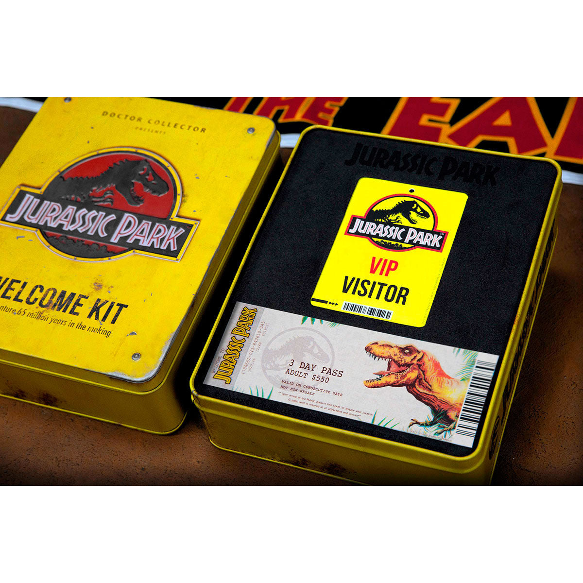 Caja metálica amarilla Jurassic Park Welcome Kit de DOCTOR COLLECTOR - 3
