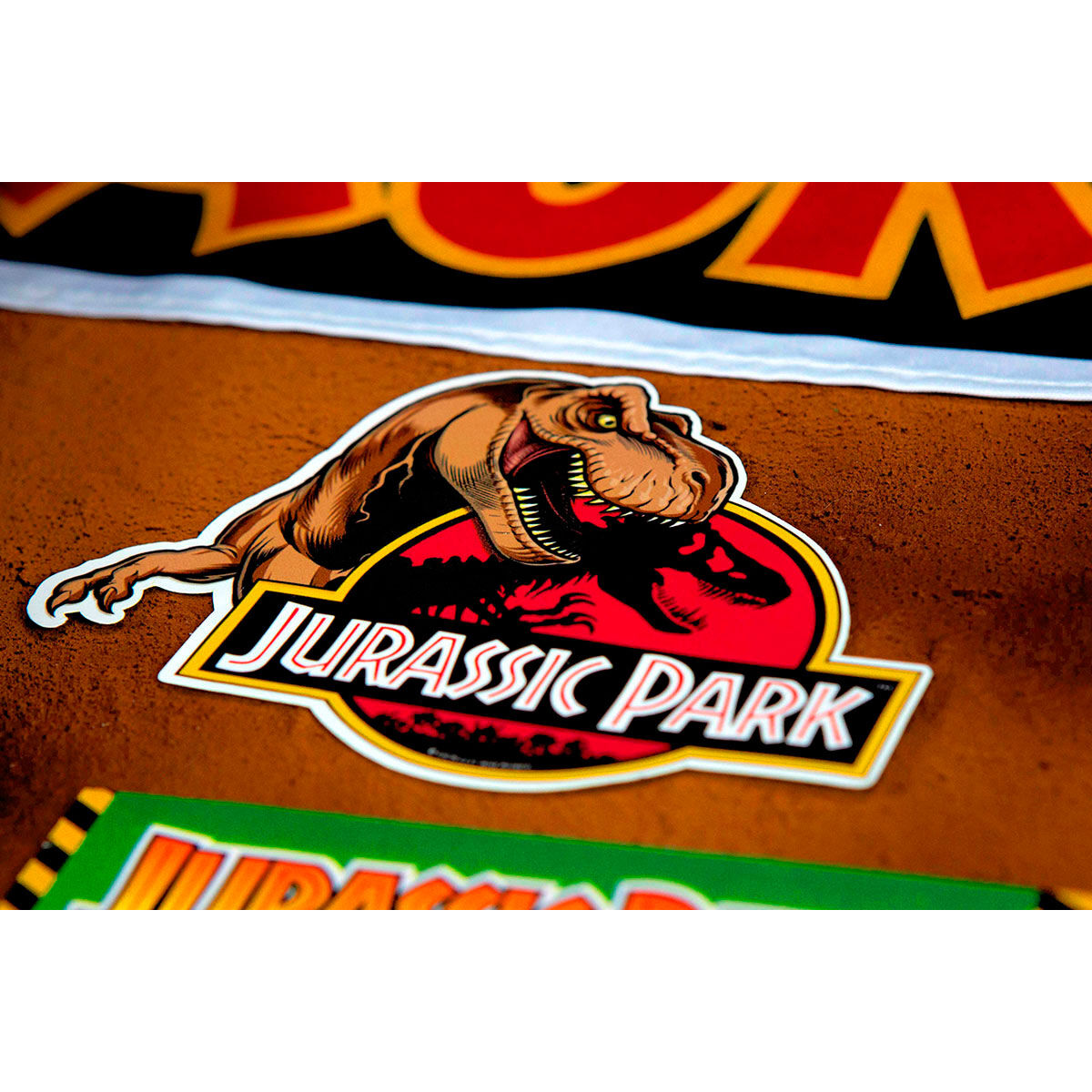 Caja metálica amarilla Jurassic Park Welcome Kit de DOCTOR COLLECTOR - 12