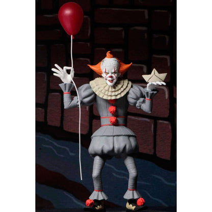 Figura NECA de Pennywise de IT 2017 con globo rojo
