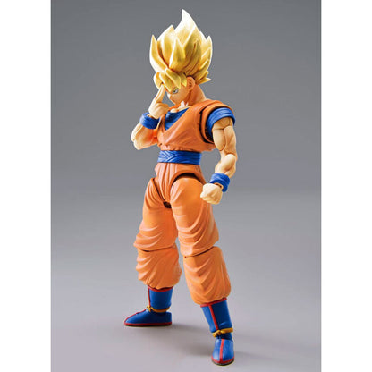 Figura articulada de Goku Super Saiyan con uniforme naranja y azul - 3