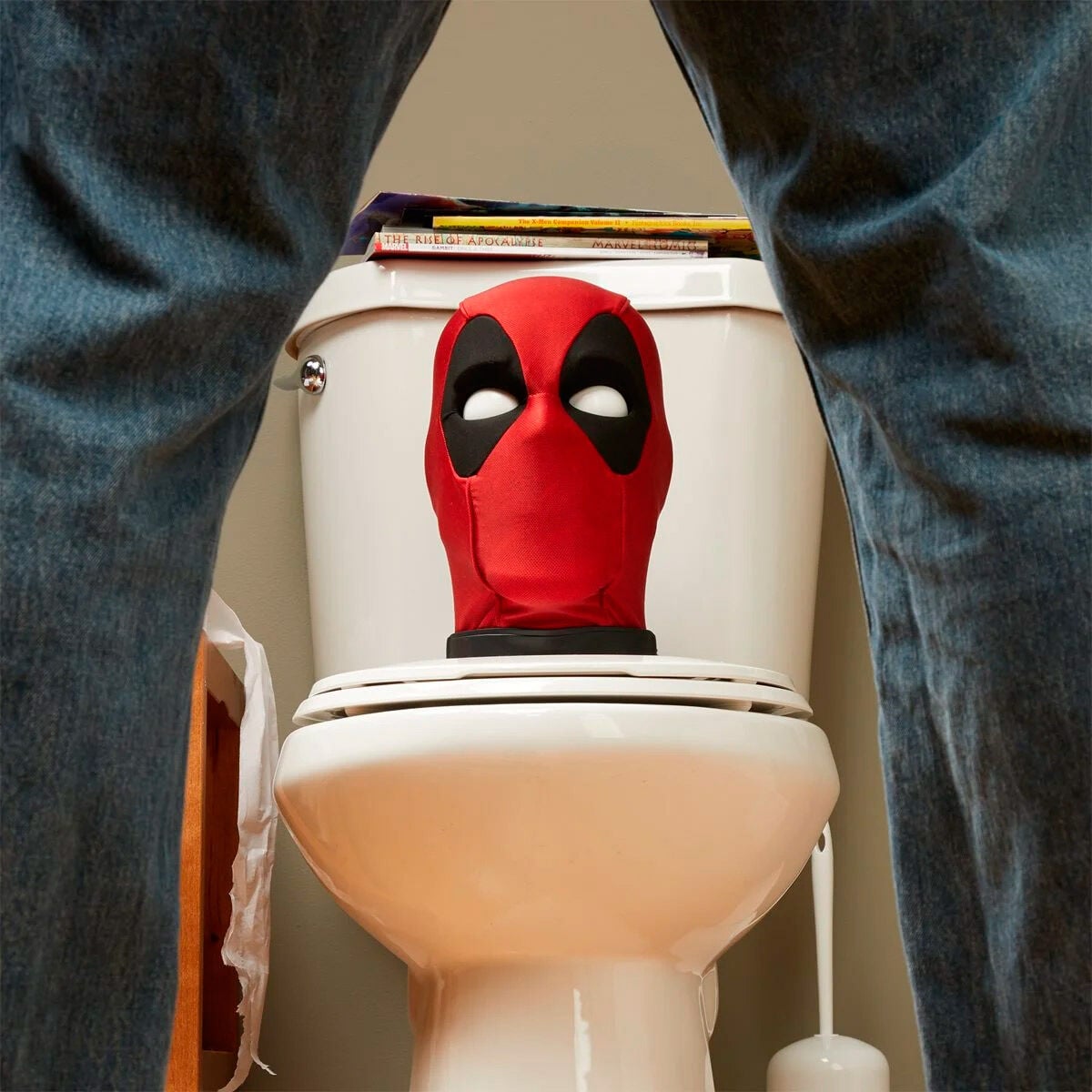 Cabeza interactiva de Deadpool Marvel Legends en rojo y negro - 7