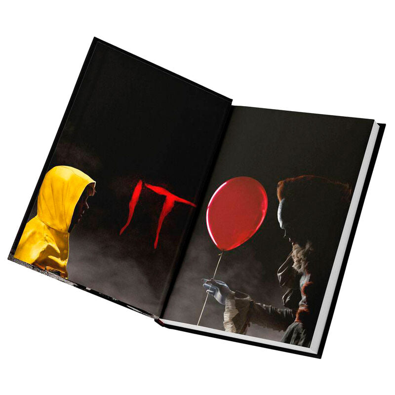 Cuaderno A5 IT Balloon con portada negra, globo rojo y figura infantil amarilla - 3