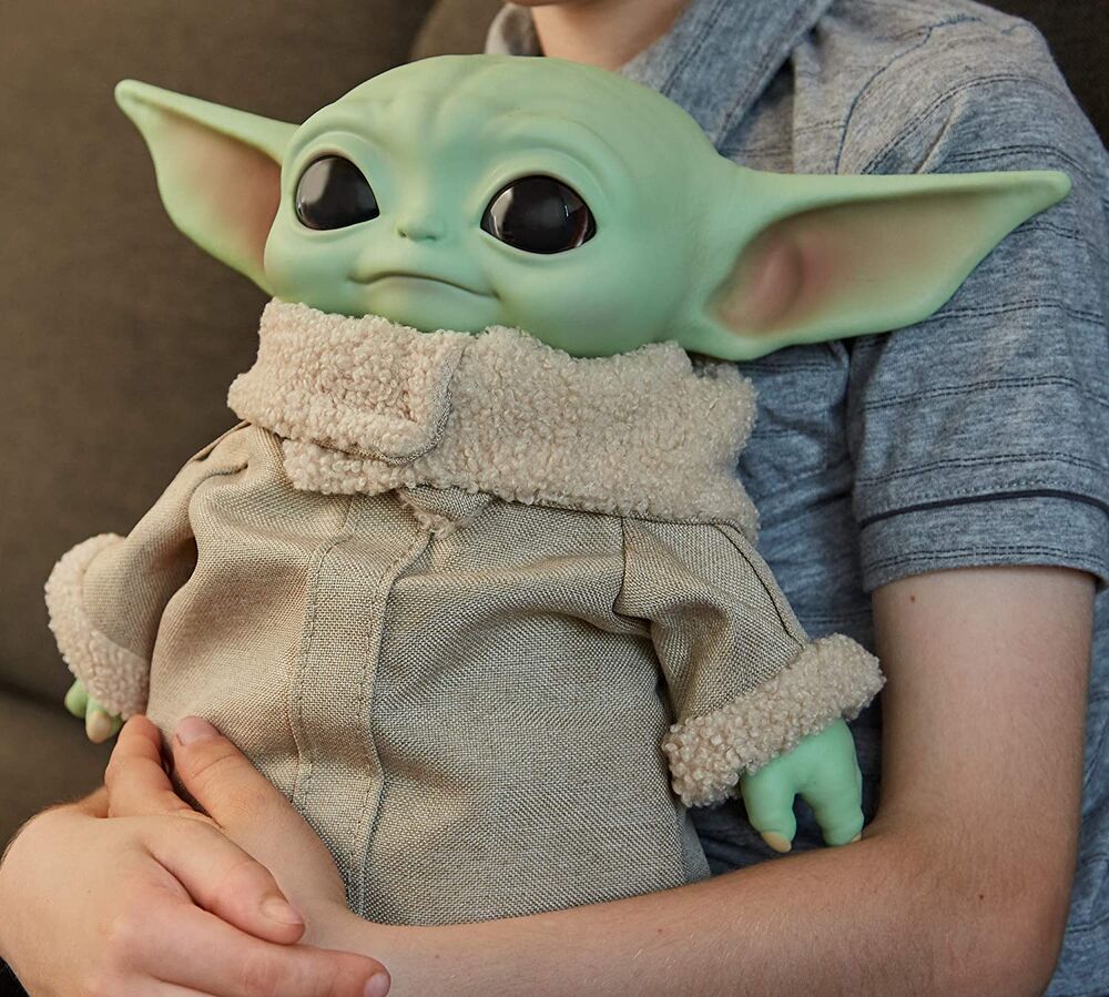 Peluche The Child de Star Wars The Mandalorian con atuendo beige
