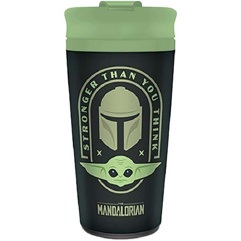 Taza de viaje negra de The Mandalorian con Grogu y tapa verde