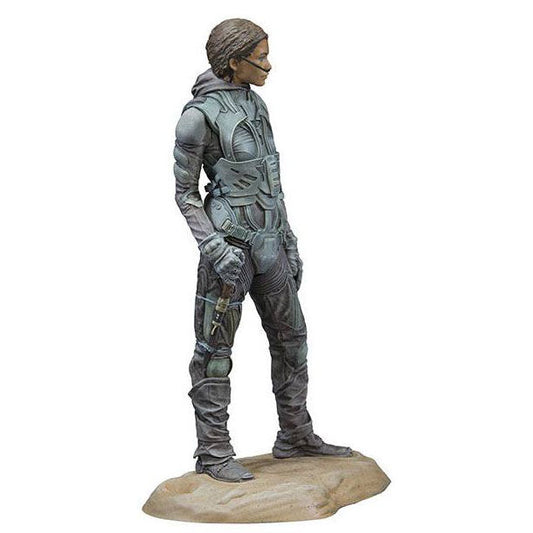 Estatua de Chani de Dune de DARK HORSE sobre una base desértica - 6
