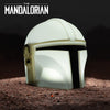 Lámpara con diseño del casco de The Mandalorian