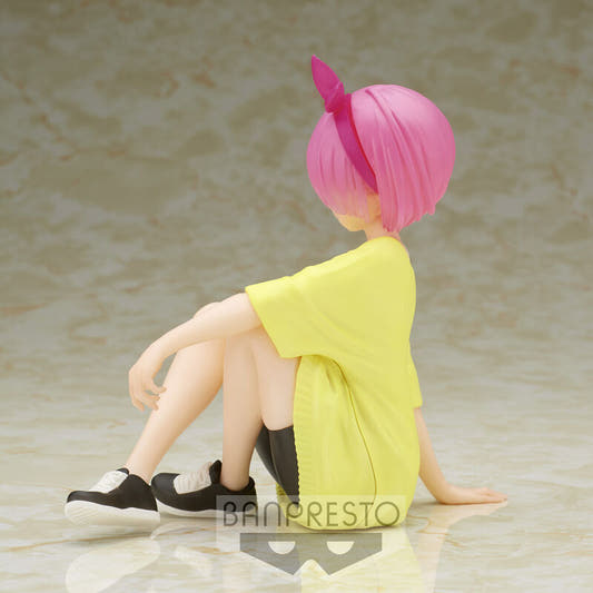 Figura de Ram de Re:Zero sentada con conjunto amarillo y negro - 4