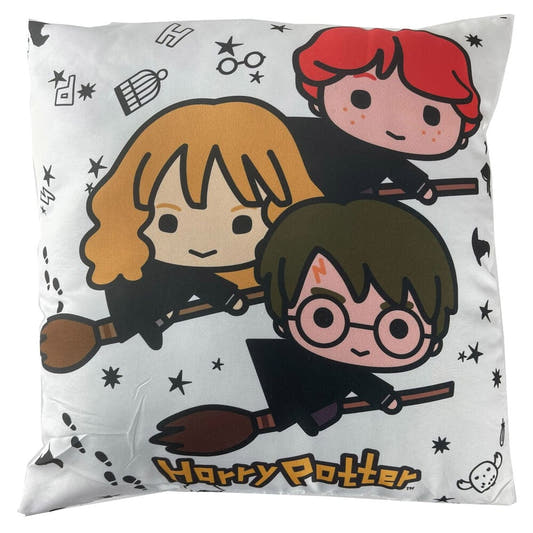 Cojín chibi de Harry Potter, Hermione y Ron sobre escobas
