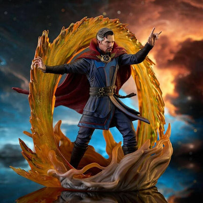 Figura de Doctor Strange Marvel con efecto circular de magia naranja - 3