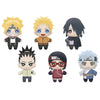 Expositor Banpresto con peluches Tomonui de Boruto y Naruto Next Generations