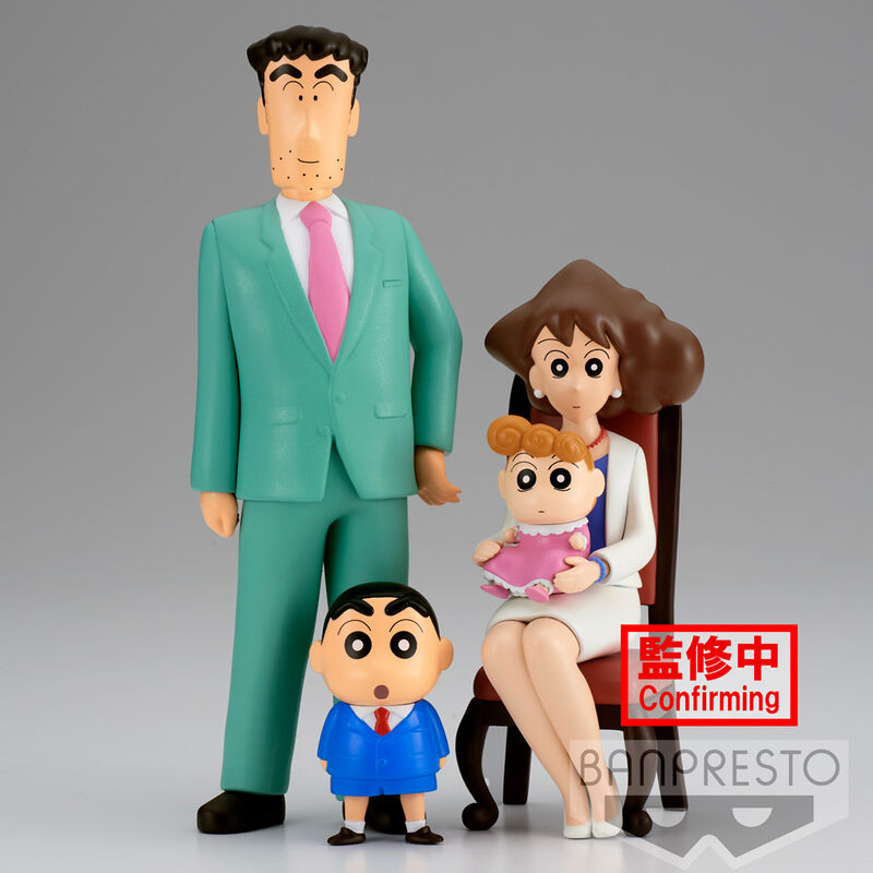 Figura BANPRESTO de Crayon Shinchan con un adulto sentado y un bebé en brazos - 5