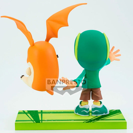 Figura de Takeru y Patamon de Digimon Adventure sobre base verde - 3