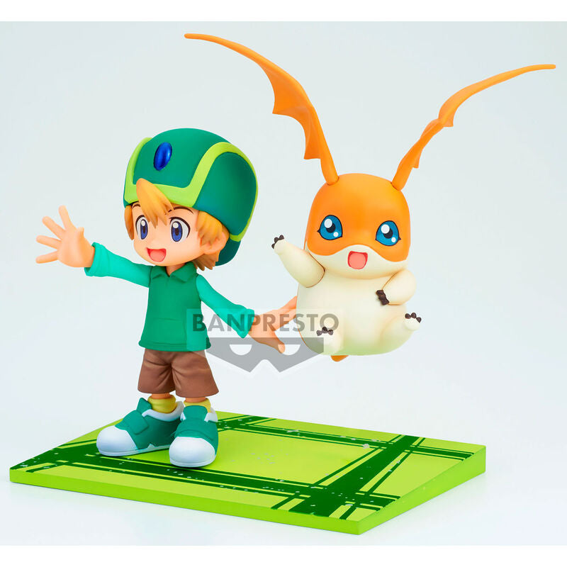 Figura de Takeru y Patamon de Digimon Adventure sobre base verde - 5