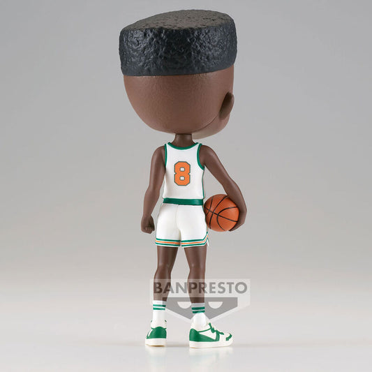 Figura Q Posket de Lucas de Stranger Things con uniforme de baloncesto - 4