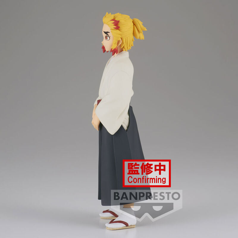 Figura de Senjuro Rengoku de Demon Slayer sobre base circular negra - 5