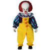 Figura de vinilo de Pennywise de IT 1990 con traje de payaso amarillo