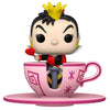 Figura Funko POP de la Reina de Corazones en una taza de té rosa