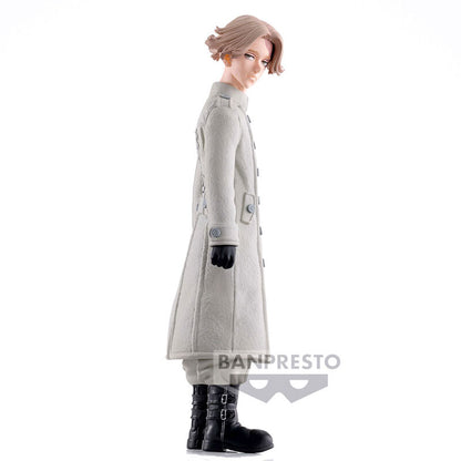Figura Banpresto de Seiyu Inui con abrigo blanco y botas negras