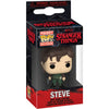 Llavero Funko Pocket POP! de Steve de Stranger Things en su caja