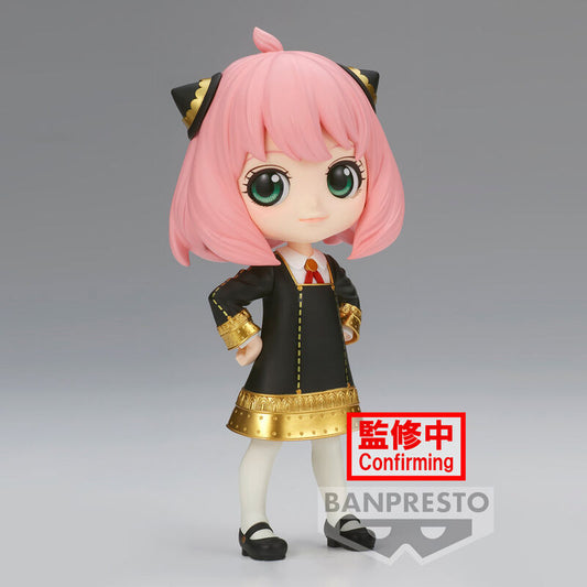 Figura Q Posket de Anya Forger con pelo rosa y vestido negro y dorado - 3
