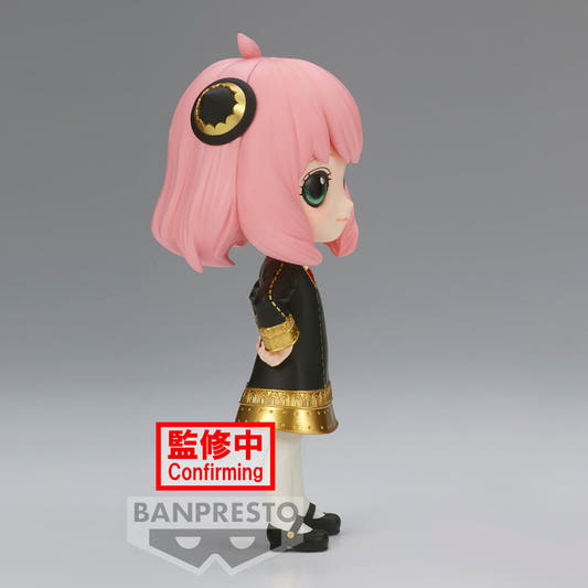 Figura Q Posket de Anya Forger con pelo rosa y vestido negro y dorado - 4