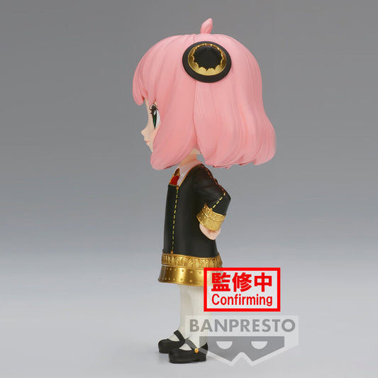 Figura Q Posket de Anya Forger con pelo rosa y vestido negro y dorado - 5