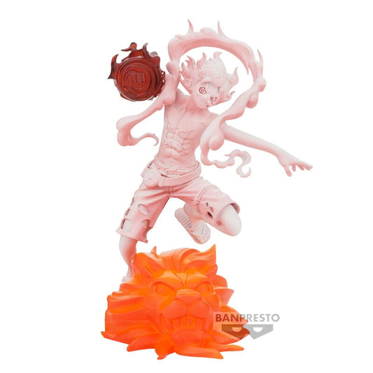 Figura de Monkey D. Luffy de One Piece Film Red sobre una base con efecto de llamas