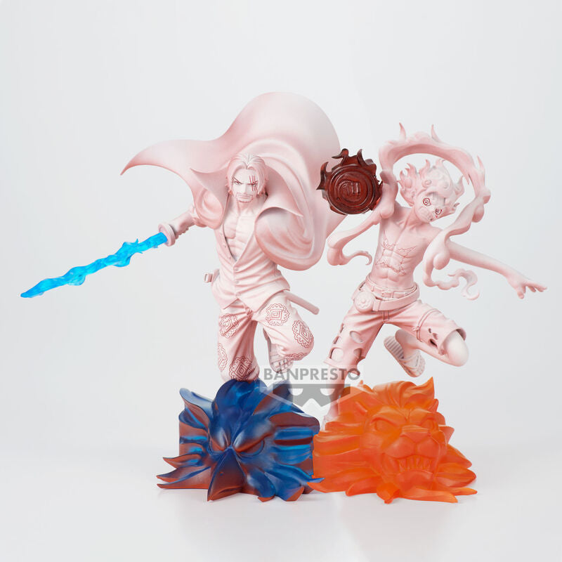Figura de Monkey D. Luffy de One Piece Film Red sobre una base con efecto de llamas - 4