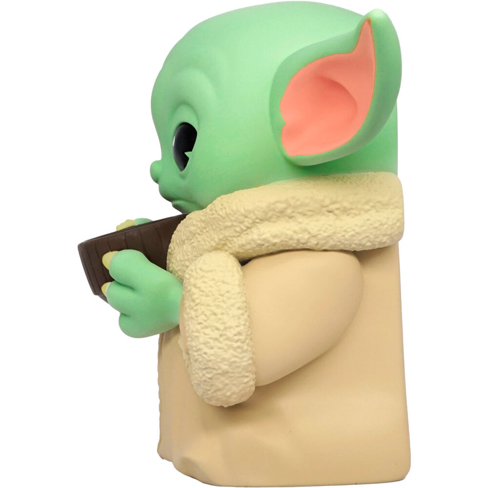 Hucha de Grogu The Child de The Mandalorian sosteniendo una taza - 2