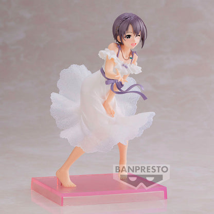 Figura de Yuuki Otokura con vestido blanco y base rosa - 3