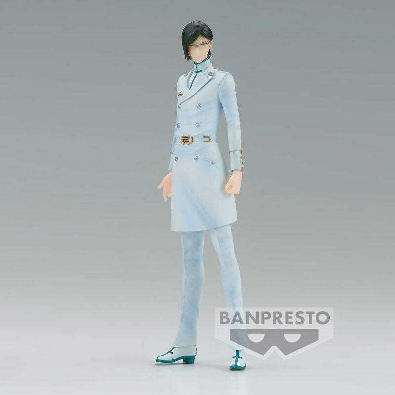 Figura de Uryu Ishida de Bleach con uniforme blanco