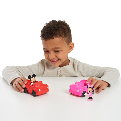 Figuras Disney de Mickey y Minnie con coches rojo y rosa - 4