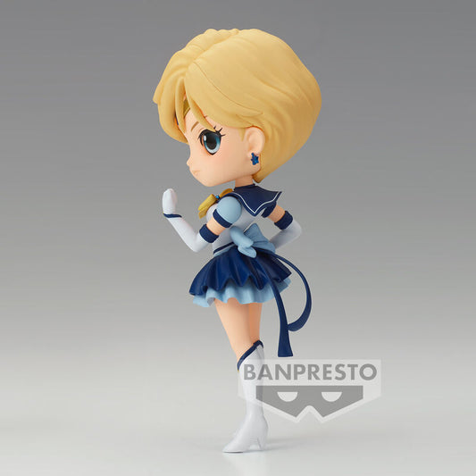 Figura Q Posket de Eternal Sailor Uranus ver. B con uniforme de marinera azul - 4