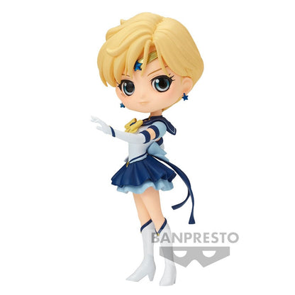 Figura Q Posket Eternal Sailor Uranus con uniforme blanco y azul