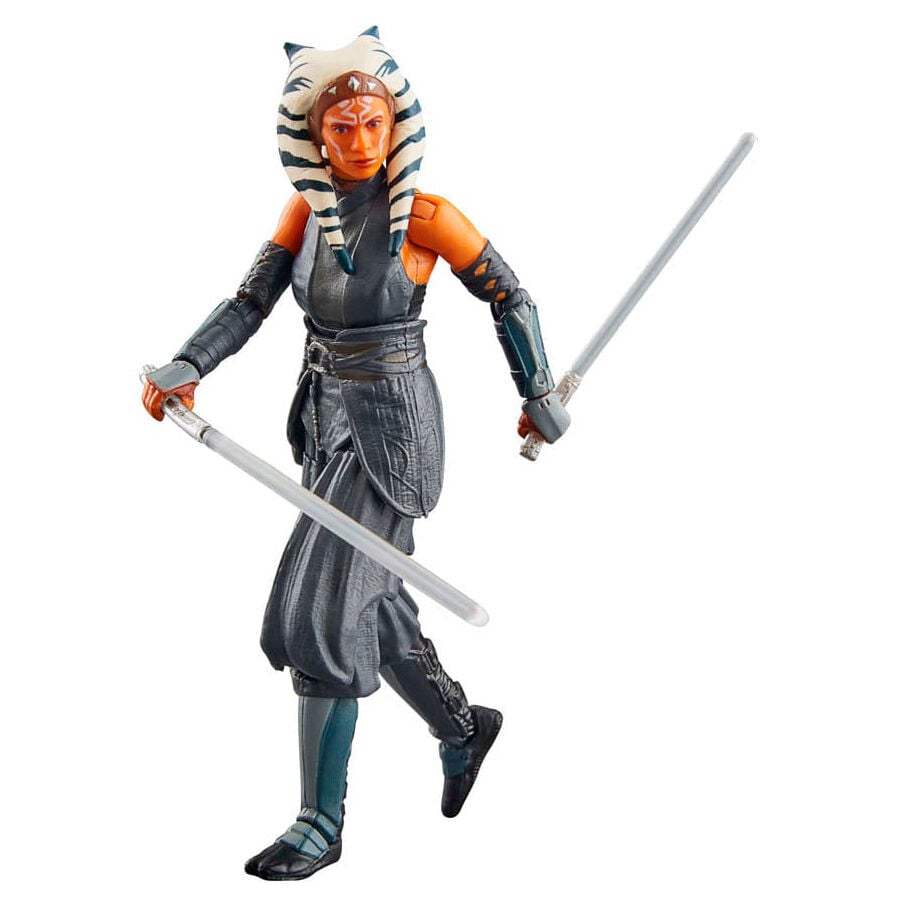 Figura articulada de Ahsoka Tano de Star Wars con dos sables de luz