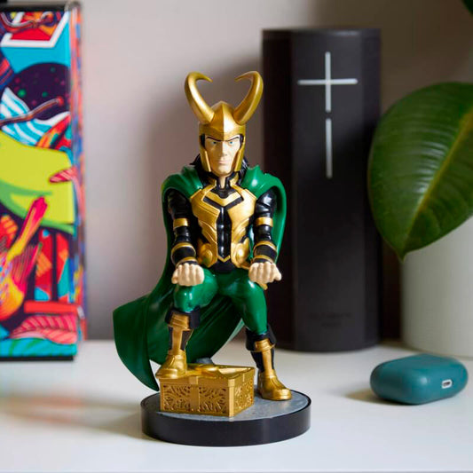 Soporte Cable Guy de Loki Marvel con armadura dorada y capa verde - 13
