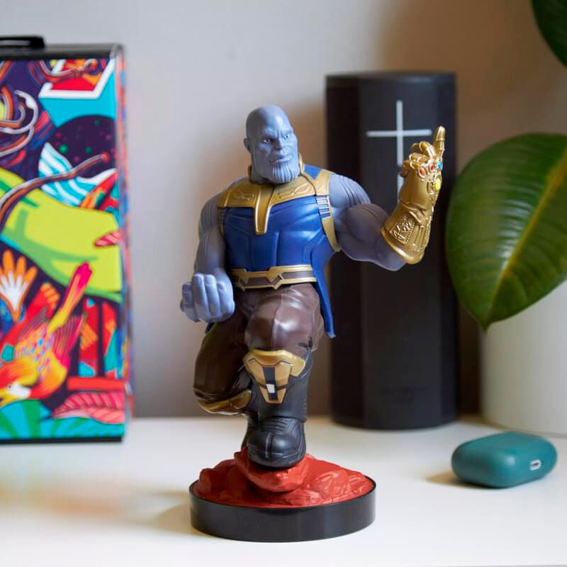 Soporte Cable Guy de Thanos Marvel con Guantelete del Infinito - 17