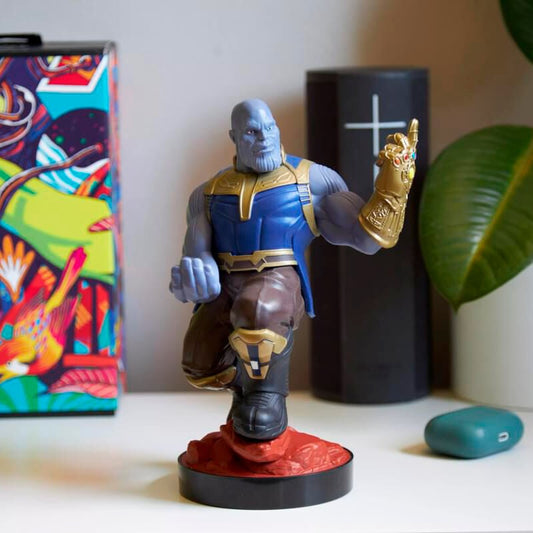 Soporte Cable Guy de Thanos Marvel con Guantelete del Infinito - 17