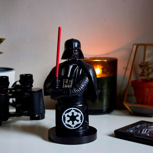 Soporte Cable Guy de Darth Vader con sable de luz rojo - 24