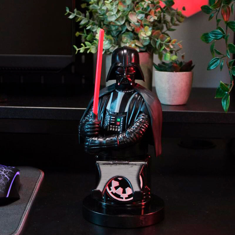 Soporte Cable Guy de Darth Vader con sable de luz rojo - 25