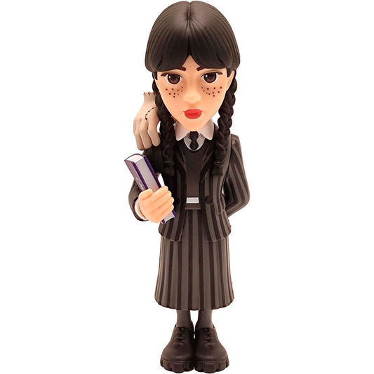 Figura MINIX de Wednesday con Cosa, trenzas, uniforme de rayas y libro