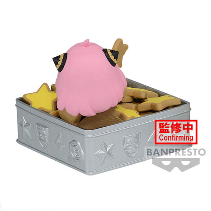 Figura de Anya Forger de SPY x FAMILY rodeada de estrellas - 4