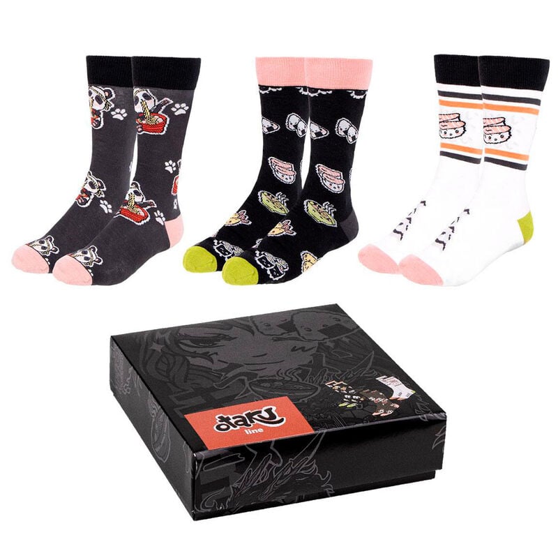 Set de tres calcetines Otaku CERDÁ con diseños gráficos en negro y blanco