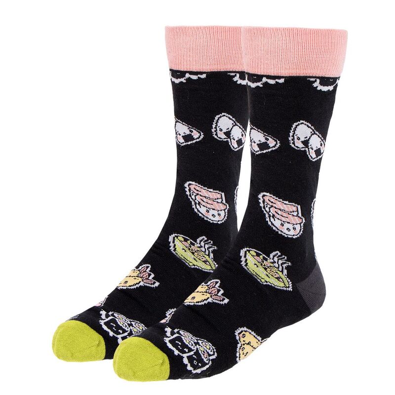 Set de tres calcetines Otaku CERDÁ con diseños gráficos en negro y blanco - 2