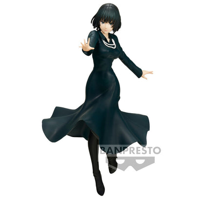 Figura de Hellish Blizzard de One Punch Man con vestido negro