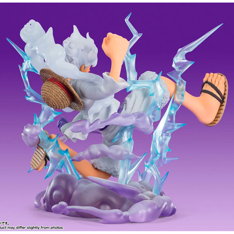 Figura Figuarts Zero de Monkey D. Luffy Gear 5 con efectos azulados y base de nubes - 3