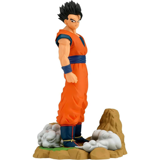 Figura de Son Gohan de Dragon Ball Z con base rocosa y nubes - 2